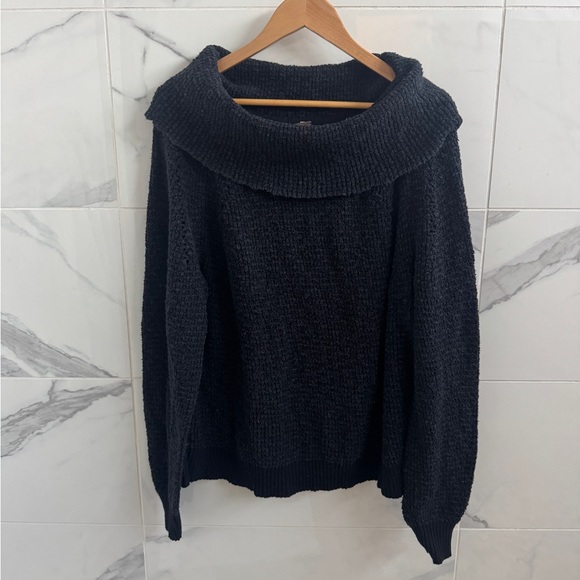 Free People Sweaters - Free People oversized slouchy black knit turtleneck sweater - medium